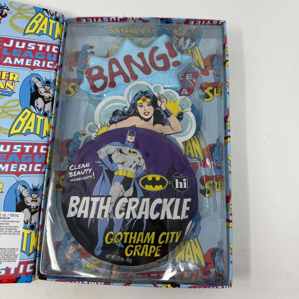 DC COMICS JUSTICE LEAGUE OF AMERICA BATH BOMB , BUBBLE BATH , BATH CRACKLE NEW